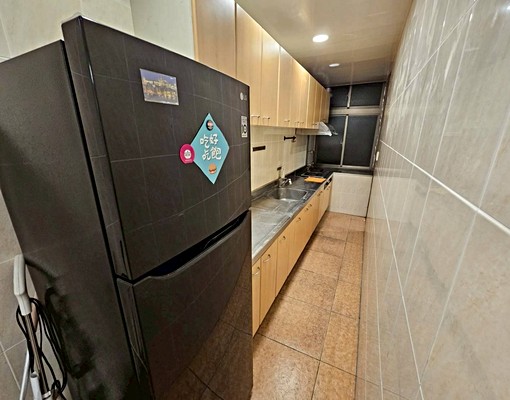 世貿❣️3房採光通風~可合租空間大家具齊全~捷運機能佳台水電 - Image 3