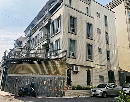 🌟永康8米面寬三角窗別墅|5大房+車庫|可寵可租補 - Image 2