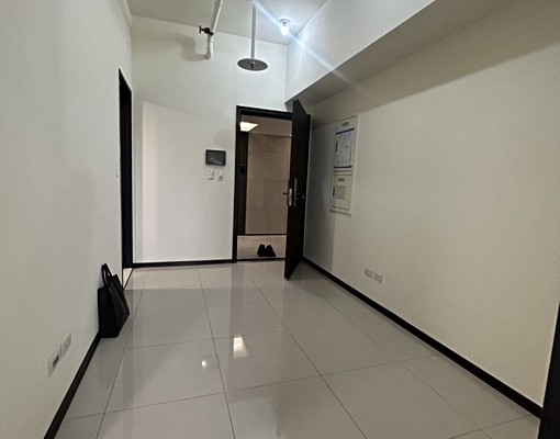 新大樓漢皇盛世社區車位可另租 - Image 9