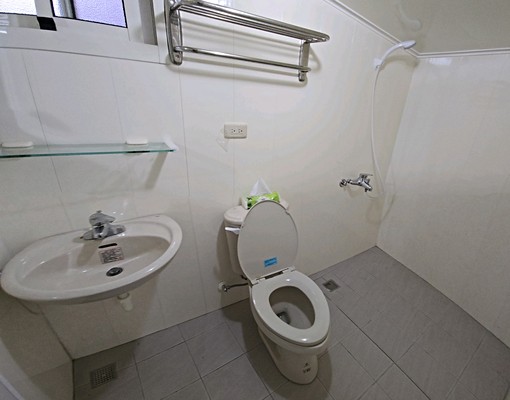 "鄰近溪頭三合院，獨立套房，一房二廳‘’ - Image 9