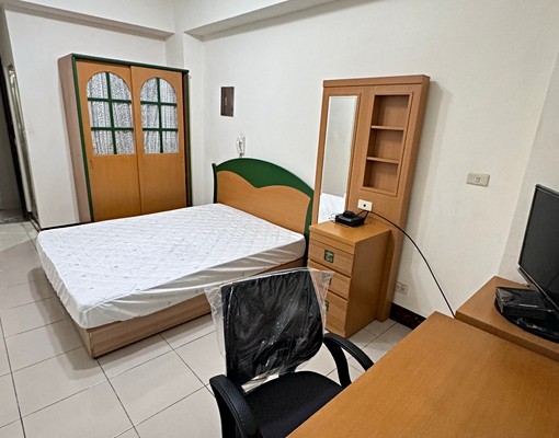 小資族首選~獨立洗衣機溫馨套房~竹科清交大 - Image 2