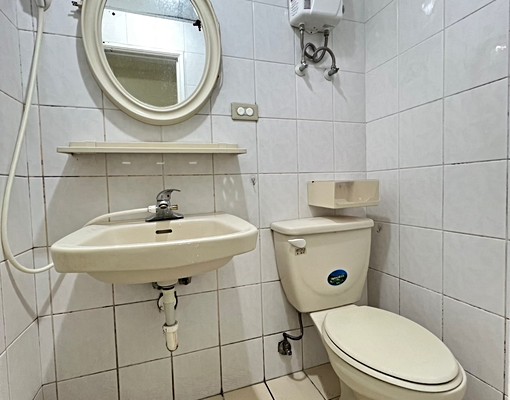 社宅免仲⎽學區獨洗曬套房⎽台水電⎽🉑租補 - Image 5