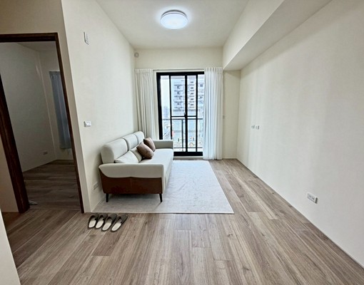 大里市區超值兩房平車 - Image 1