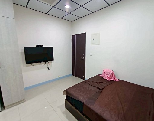 樹德巷子1分＊近輕軌3分＊新裝修套房/傢俱家電新＊便利商店 - Image 2