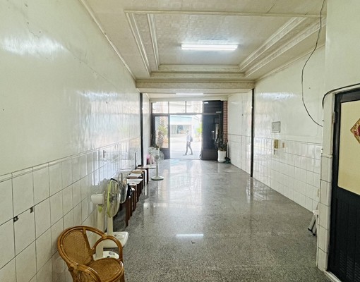 💎燕巢核心地段⭐人潮車潮雙旺⭐商機熱點⭐黃金店面 - Image 3