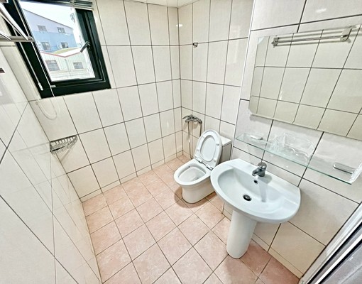 北區👍獨洗曬👍飲水機👍子母車👍租補👍室內機車位 - Image 9