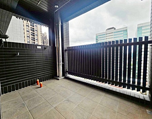 捷運副都心炎洲喜來登~租金含車,可入籍 - Image 3