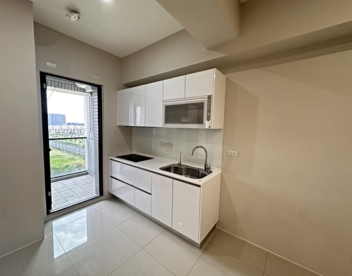 成棒棒球場-三富樂樂-2房平車-裸屋 - Image 5