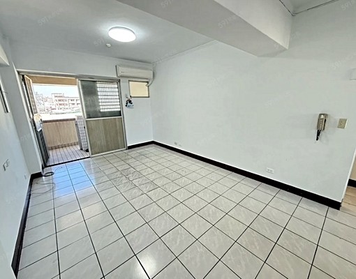 ✨電梯空屋三房✨有冷氣、熱水器✨台水電✨可租補可戶籍✨管理員 - Image 2