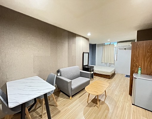 捷運徐匯中學5分【秒殺大空間】獨洗衣機★一層4戶★採光優 - Image 1