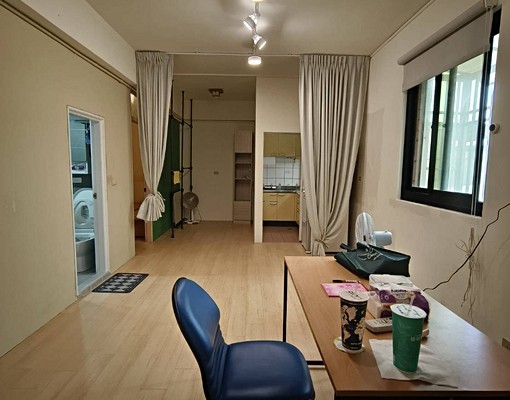 大管家社宅-近中正西獨立套房含機車位可租補 - Image 1