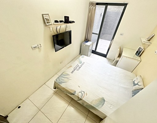 走路逢甲夜市🔥陽台獨洗曬✨大露台✨雙租補✨機車位✨可半年約 - Image 3