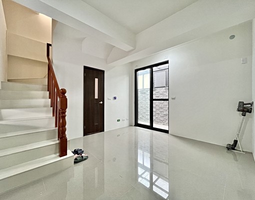 可租補✨整棟出租1F~5F✨門口可停汽機車✨ - Image 3