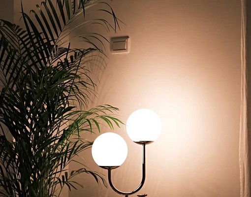 民生社區電梯套房.全新裝潢傢電.可租補 - Image 2