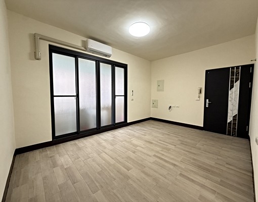 租-近C36二聖輕軌站&瑞隆商圈|質感公寓二樓 - Image 3