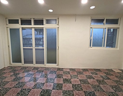 靠近學校,交通方便,靠近便利商店。 - Image 2