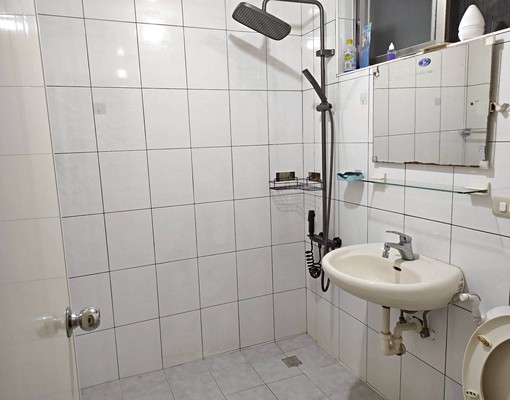 屋主自租~免服務費~整層住家,採光良好⚡新埔站⚡民生路三段 - Image 8