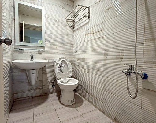 吳興商圈🏠首批入住✨租補❤️變頻冷暖✅垃圾代收❗️飲水機 - Image 8