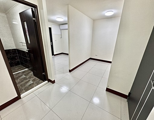 潭子加工區#電梯套房#租屋補助#子母車#飲水機#機車位 - Image 3