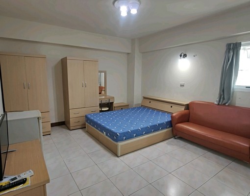 六合夜市~電梯獨立套房 - Image 1