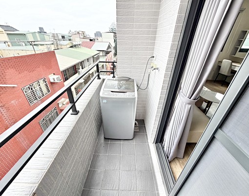 環遊了整個星系✨全新完工大面採光✨陽台獨洗專屬機車位 - Image 9