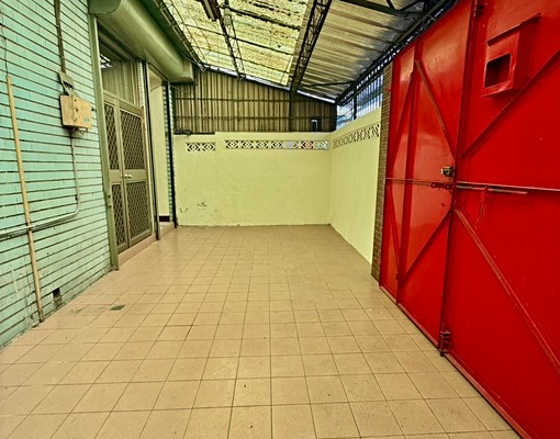 🏠進德國小🏠5大房透天🏠秀太影成🏠建成批發市場 - Image 1