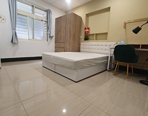 ★華興商圈網美套房★傢俱齊全★稀有䆁出★ - Image 1