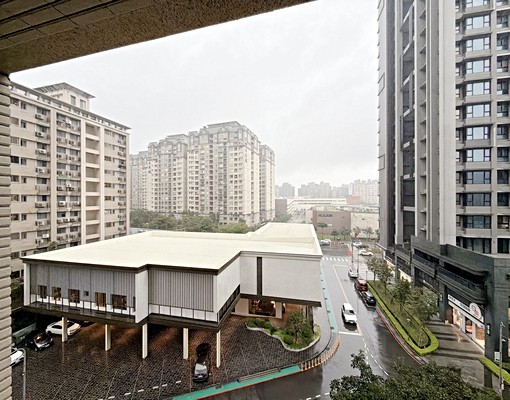 【富璟團隊】愛智ღ力璞玉2房車位|OUTLET旁 - Image 3