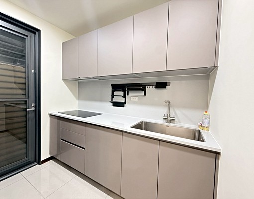 ⚡東區全新系統櫃傢俱電全配兩房🉑租補入戶籍🉑貓貓 - Image 8