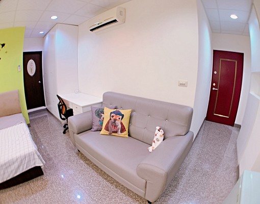 可租補/報稅-新天地優選大套房.獨立陽台+洗衣機 - Image 2