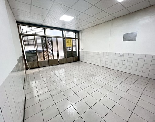 豐原市區四房透天平車⭐生活機能交通超便利👍可寵物 - Image 2