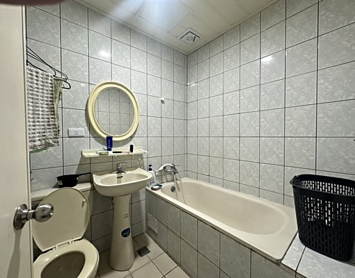 忠孝/愛買/大潤發雅房有電梯限學生 - Image 4