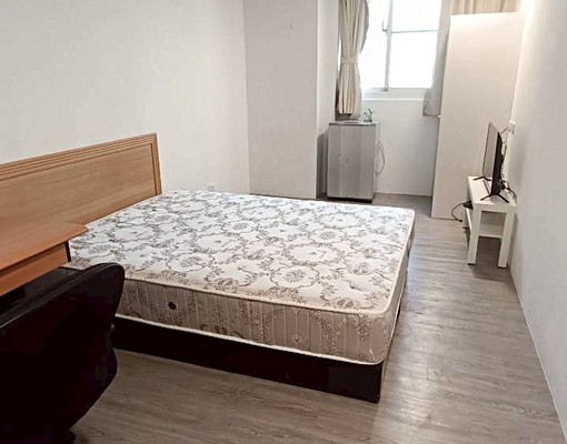 (可公廟教會倉庫大優惠)現況出租整棟透天 - Image 2