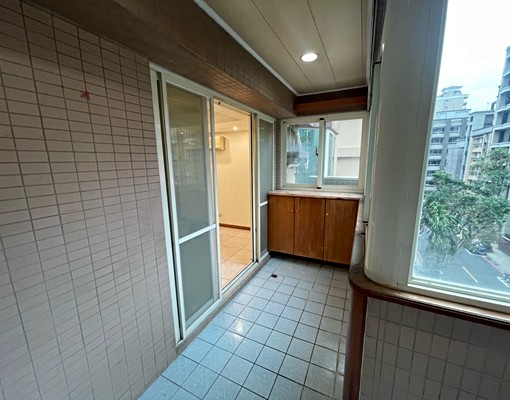 中央五街3房2廳2衛全聯旁邊安靜 - Image 2