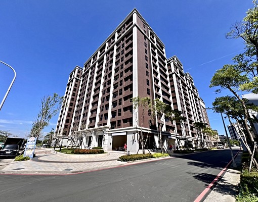 ✨過嶺商圈✨傅佳緻|中樓層三房車|可以租補 - Image 1