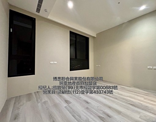 土城捷運兩房電梯坡平車位三面採光通風絕佳空屋好配置簡約乾淨 - Image 13