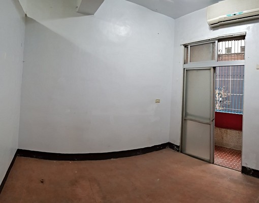 龜山工業區|三房透天住家/店面/宿舍|近交流道|可彈性使用 - Image 4