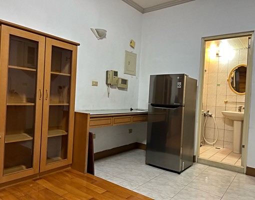 陽明學區/陽明商圈/附汽車車位 - Image 3