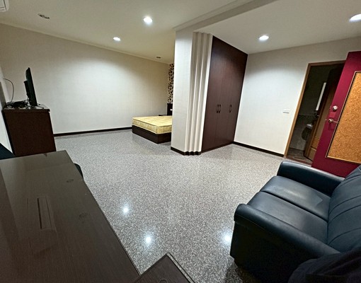 近老街阿伯豆干對內窗低樓乾溼層套房可補助 - Image 6