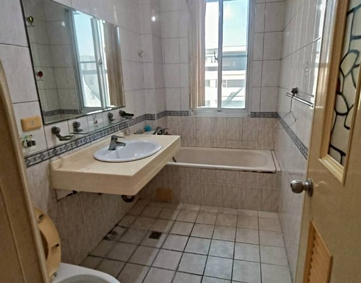 南區大同路新南站。80坪透天出租+店面 - Image 8