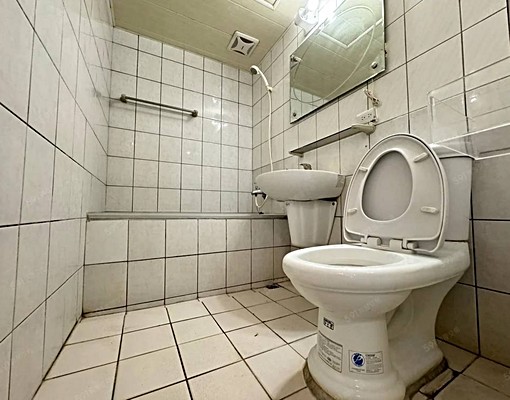 南屯區黎明東街黎明雙商圈三房可租補、戶籍可小型寵物出租。 - Image 5