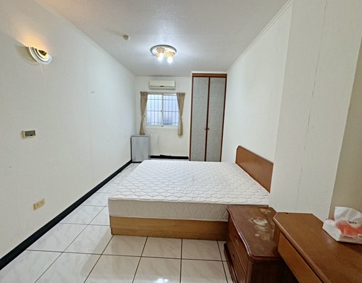 可租補/北屯電梯套房/子母車~獨立衛浴/投幣洗衣機大陽台共用 - Image 3