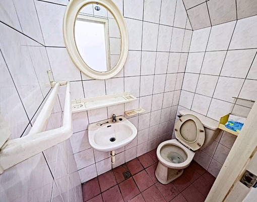 大推-.近台積電透天5樓店住.德民市場商圈.歡迎公司行號承租 - Image 13