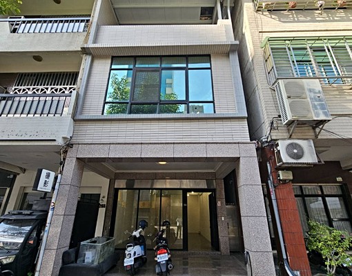 正七賢二路上近自強路面寬透天店面 - Image 2