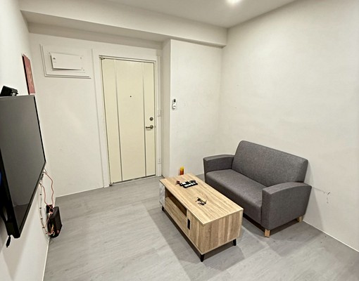 室內寬敞、獨立陽台、衛浴乾濕分離、新和國小捷運站 - Image 2