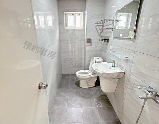 巨城商圈機能好、獨立洗衣機、採光明亮大房型 - Image 5