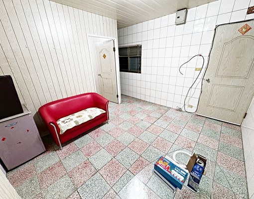 捷運七張3分【超值租案】大空間★獨洗衣機★一層一戶 - Image 2