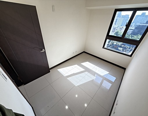 皇普莊園🔥一中中國一中友🔥全新秒殺2房🔥含平車 - Image 7