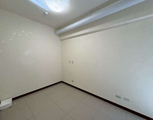 豪華公設飯店級管理-兩房可租補入戶籍免仲 - Image 10