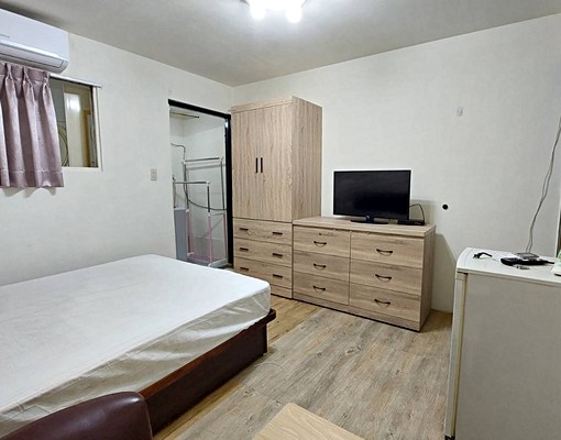 林森北路條通商圈,電梯可租補,垃圾代收,陽台,獨立洗衣機 - Image 1